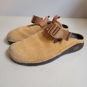 Chaco Paonia  Brown Suede Clogs Size 8 Wool Lining Adjustable Strap Waterproof